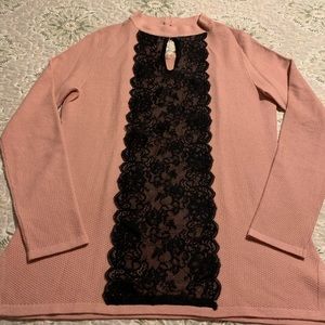 Hannah Light sweater with front Lace size Medium